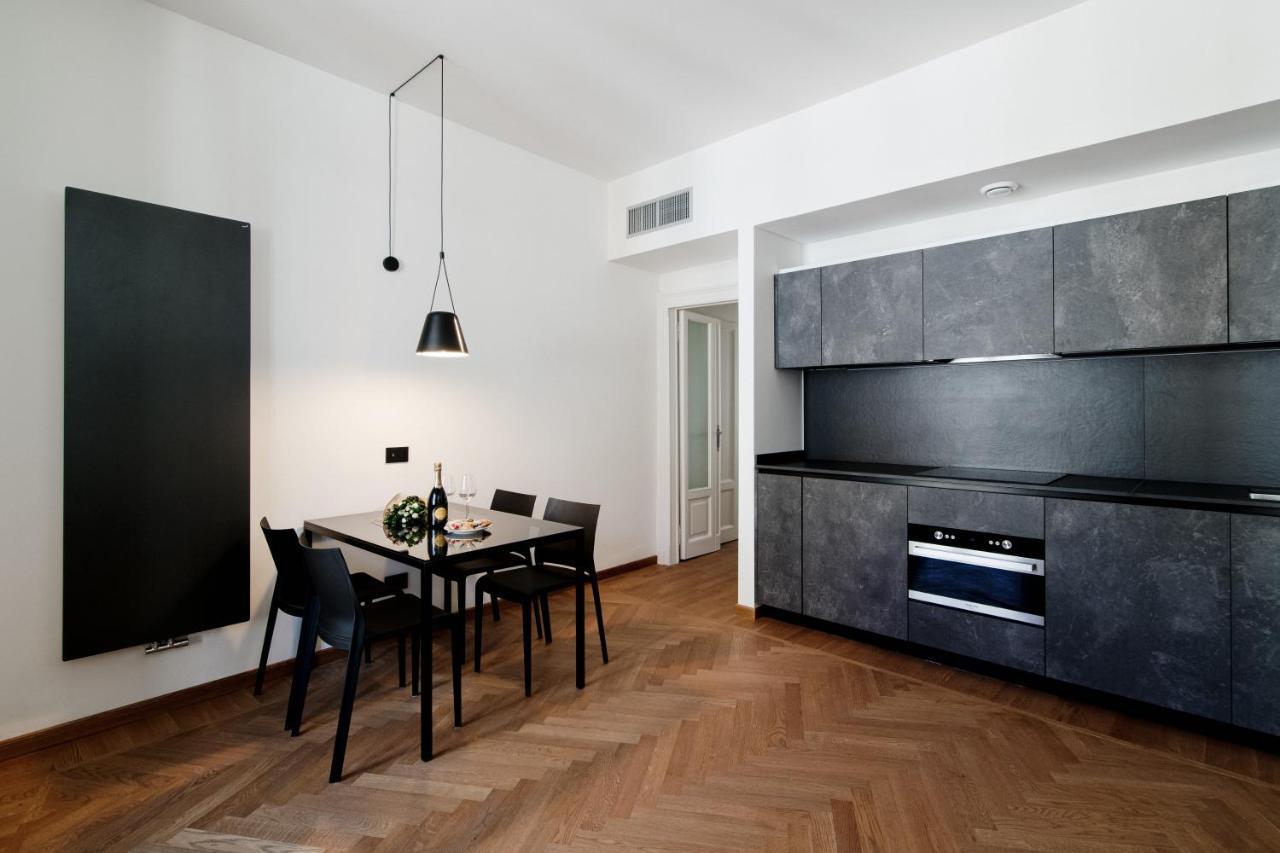 Dome'S Charme - The House Of Travelers Apartment Como Exterior photo