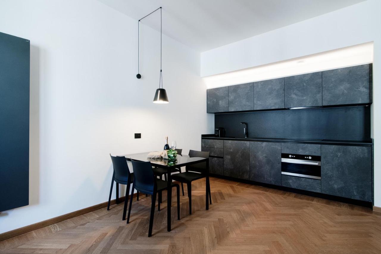 Dome'S Charme - The House Of Travelers Apartment Como Exterior photo