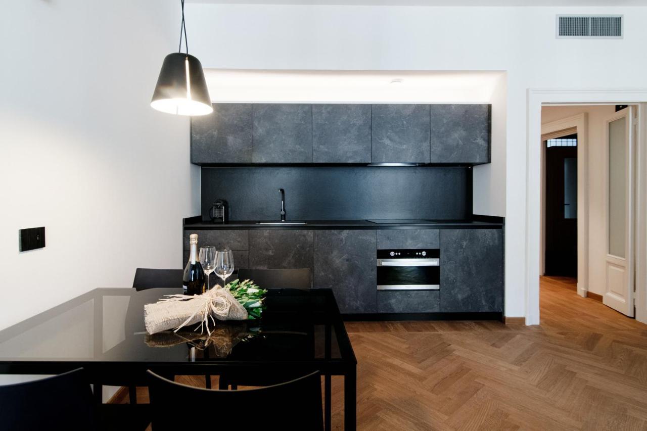 Dome'S Charme - The House Of Travelers Apartment Como Exterior photo